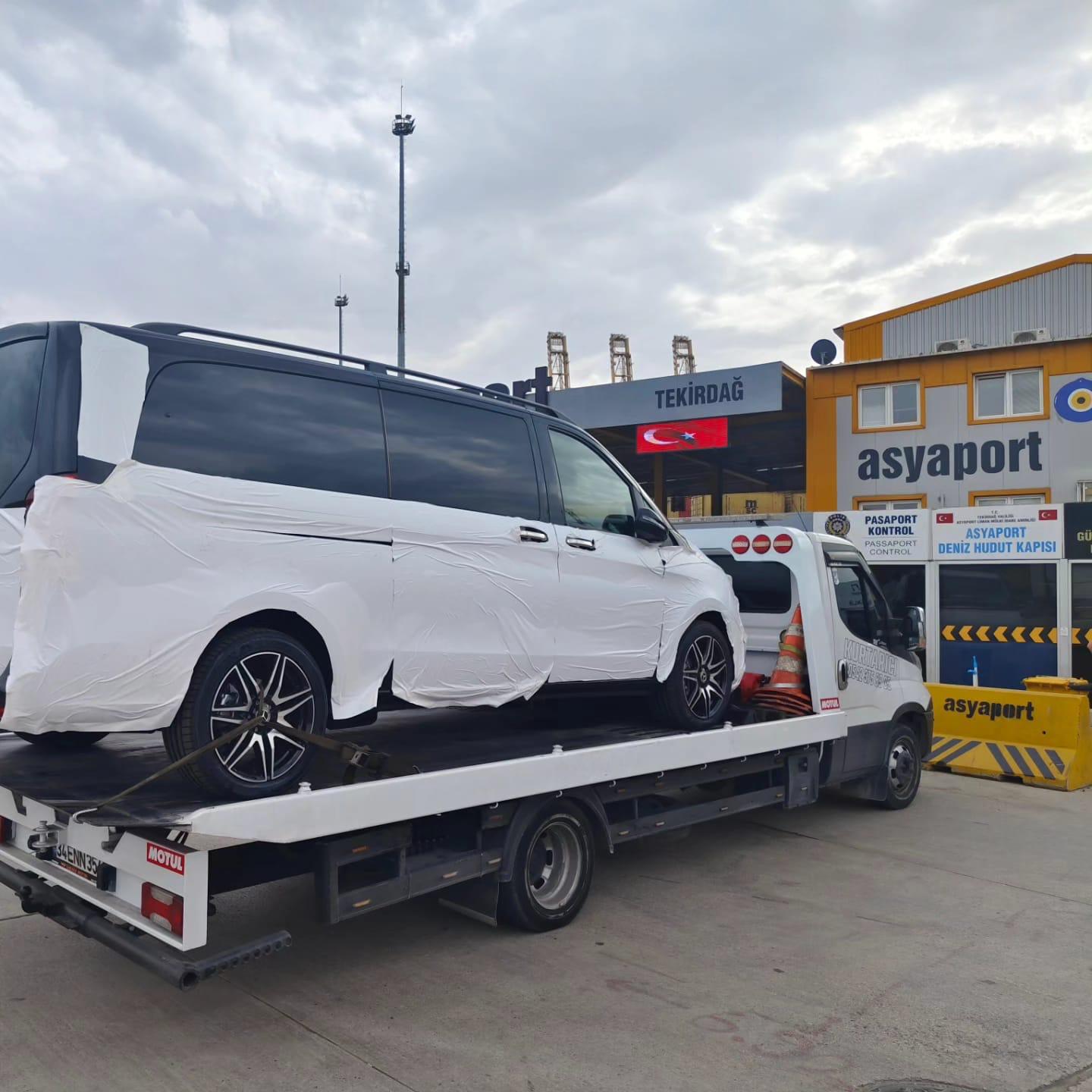 Liman bölgesinde şehirler arası oto taşıma